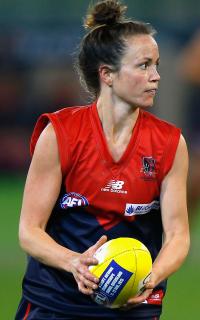 The 2013 No.1 draft pick Daisy Pearce in action for Melbourne at the MCG - ${keywords}